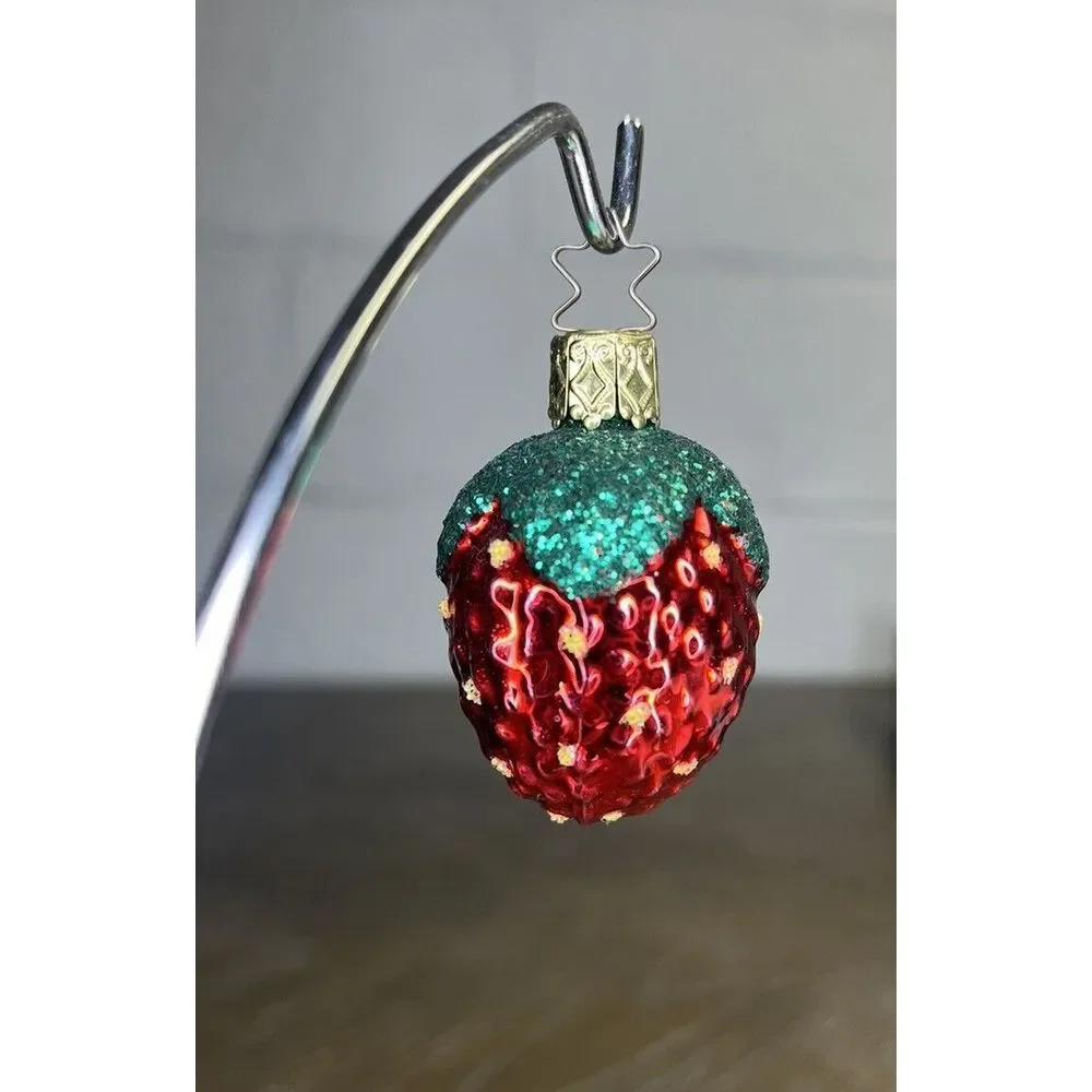 Inge Glas OWC Strawberry Glass Ornament Glitter Star Cap Germany‎ *VTG*